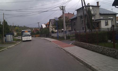 Rekonštrukcia chodníka a vyznačenie cyklotrasy v obci Beňadiková